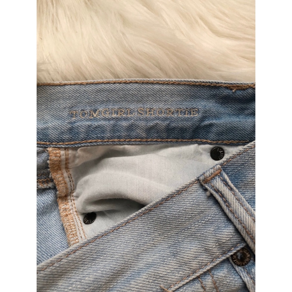 American Eagle Shorts - Picture 3 of 4